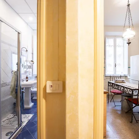 La Presentosa- Elegant Full San Giovanni Appartement *