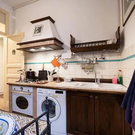 La Presentosa- Elegant Full San Giovanni Appartement *