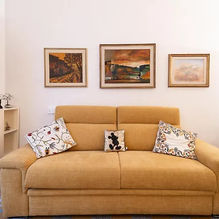 La Presentosa- Elegant Full San Giovanni * Rome